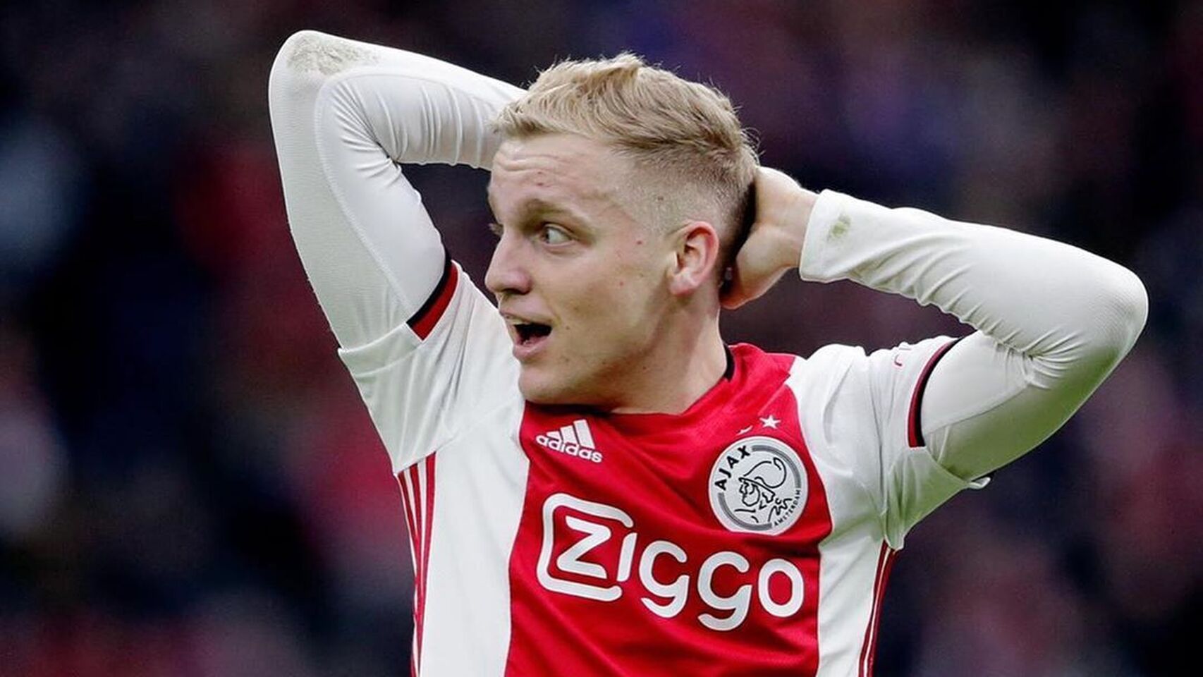 Де беки. Донни Ван де Бек. Van de Beek Ajax. Донни Ван де Бек фото. Сандер Ван де Стрек.