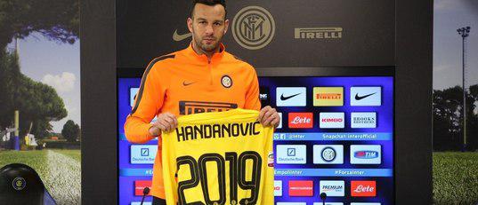 Ханданович подписал новый контракт с «Интером»